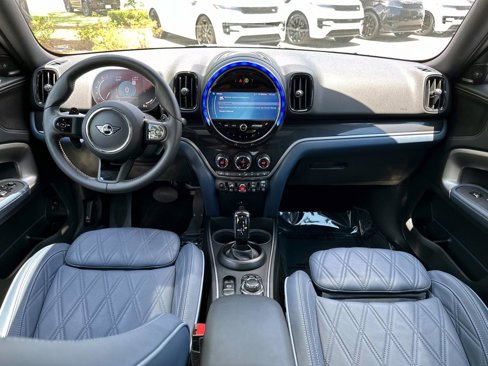Used 2024 MINI Cooper Countryman S w/ Signature Upholstery Package image 17