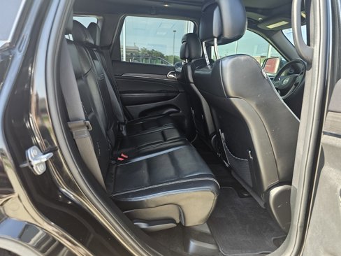 Used 2017 Jeep Grand Cherokee Limited w/ Luxury Group II image 14