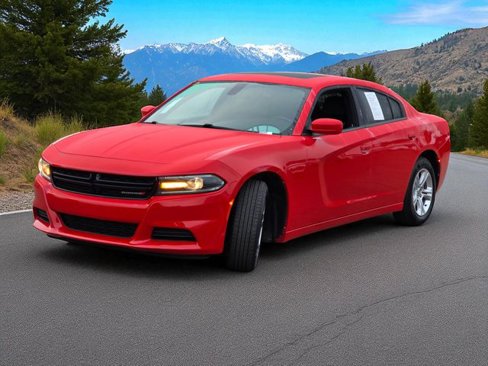Used 2021 Dodge Charger SXT w/ Leather Interior Group image 4