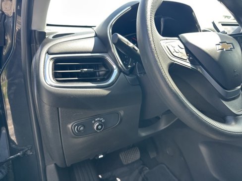 Used 2023 Chevrolet Equinox LT image 11