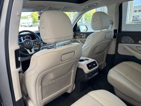 Used 2020 Mercedes-Benz GLS 450 4MATIC image 30