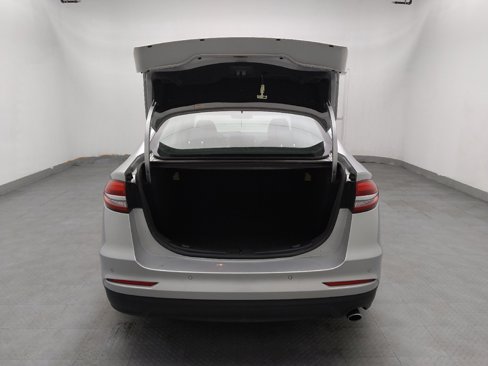 Used 2019 Ford Fusion SE image 29