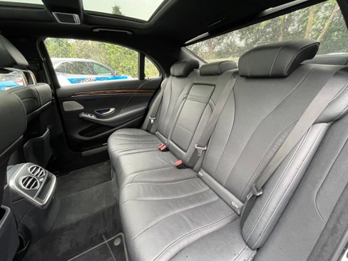 Used 2016 Mercedes-Benz S 550 Sedan image 23