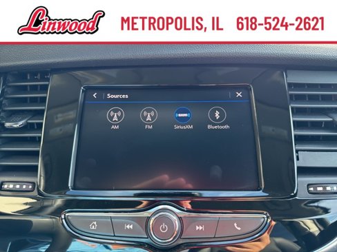 Used 2022 Buick Encore Preferred w/ Safety Package image 24