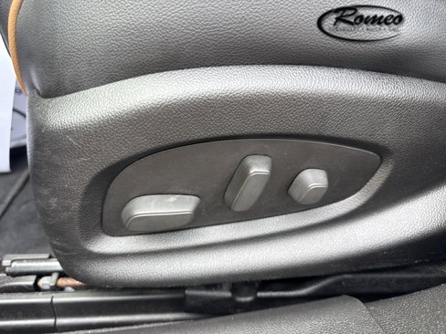 Used 2014 Chevrolet Impala LT w/ Premium Seating Package image 36