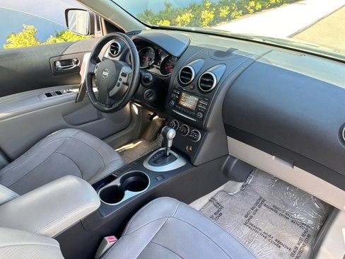 Used 2013 Nissan Rogue SV image 9