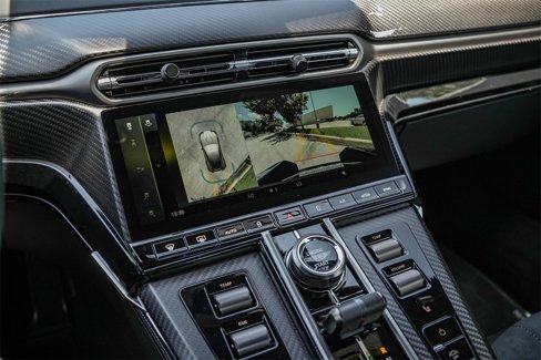 New 2025 Aston Martin V8 Vantage Coupe image 26