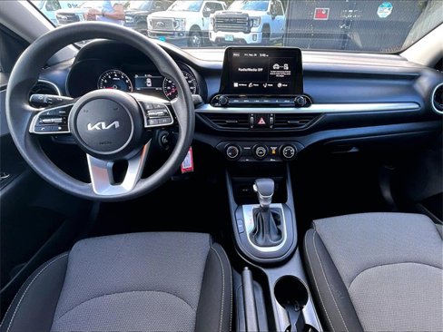 Used 2023 Kia Forte LXS image 16