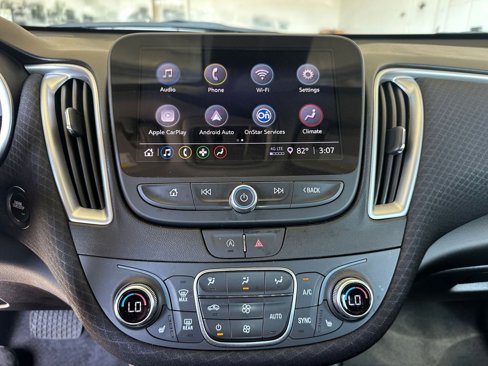 Used 2024 Chevrolet Malibu LT image 21