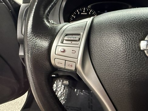 Used 2018 Nissan Altima 2.5 SV image 15