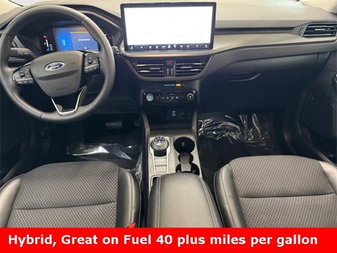 Used 2023 Ford Escape SE image 5