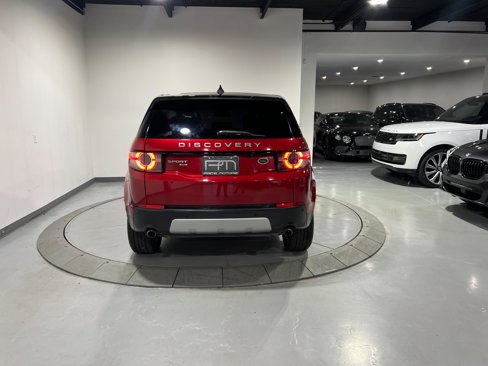 Used 2018 Land Rover Discovery Sport HSE image 16