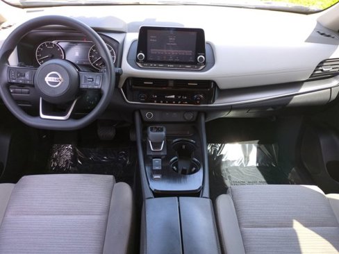 Used 2021 Nissan Rogue SV image 13