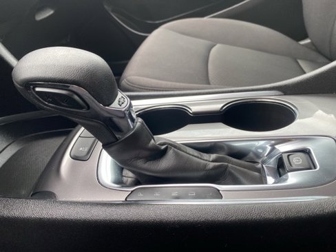 Used 2024 Chevrolet Malibu LT image 25
