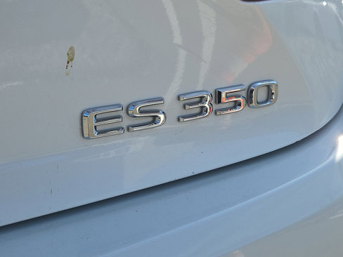 Used 2014 Lexus ES 350 image 29