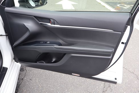 Used 2018 Toyota Camry SE image 34