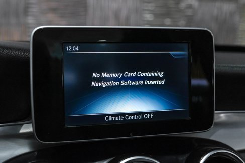 Used 2015 Mercedes-Benz C 300 Sedan image 26