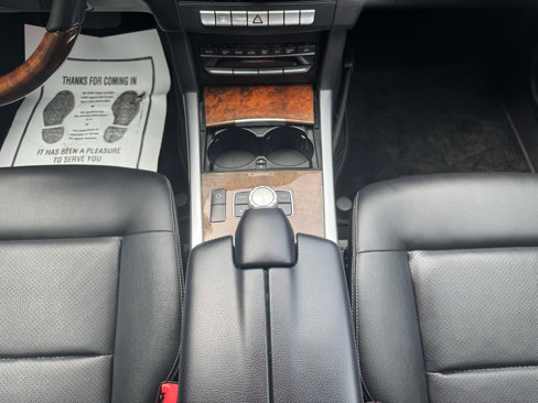 Used 2014 Mercedes-Benz E 350 4MATIC Sedan image 14