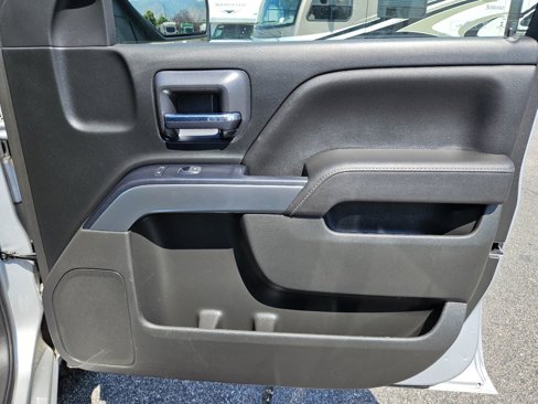 Used 2017 Chevrolet Silverado 1500 LT w/ LT Eassist Package image 17