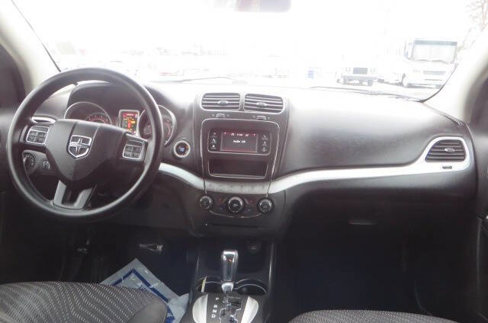 Used 2017 Dodge Journey SXT w/ Comfort/Convenience Group image 44