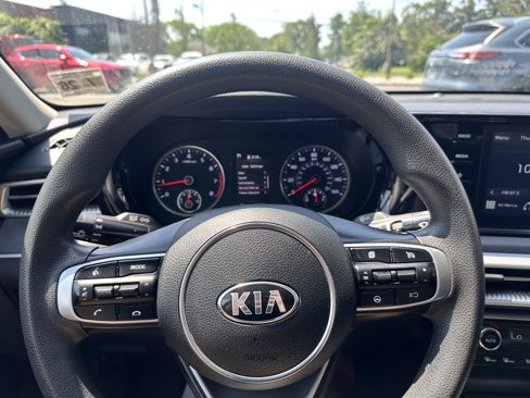Used 2021 Kia K5 LXS image 12