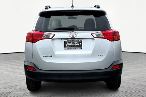 Used 2015 Toyota RAV4 XLE image 4