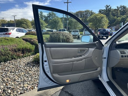 Used 2003 Toyota Avalon XL image 10