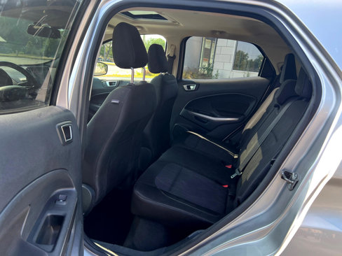Used 2018 Ford EcoSport SE w/ SE Convenience Package image 31