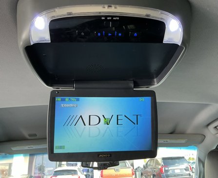 Used 2017 Chevrolet Suburban LT image 46