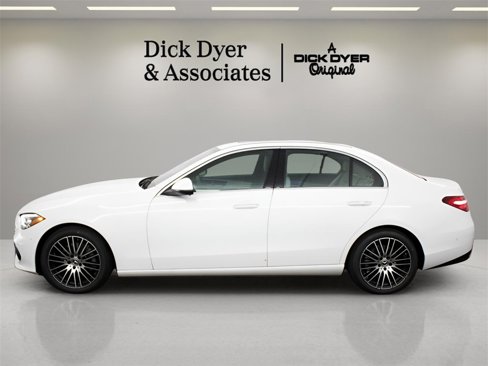 Used 2024 Mercedes-Benz C 300 4MATIC Sedan image 4