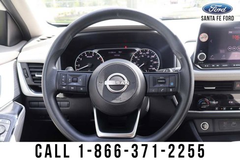 Used 2023 Nissan Rogue SV image 40