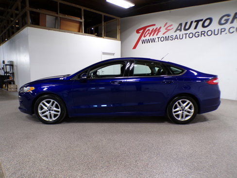 Used 2013 Ford Fusion SE image 2