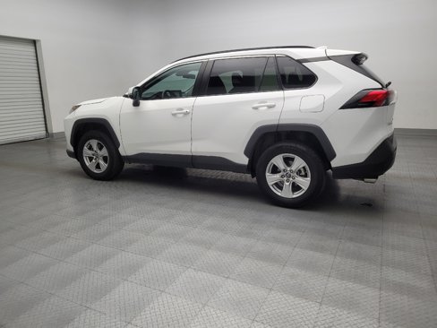 Used 2019 Toyota RAV4 XLE image 3