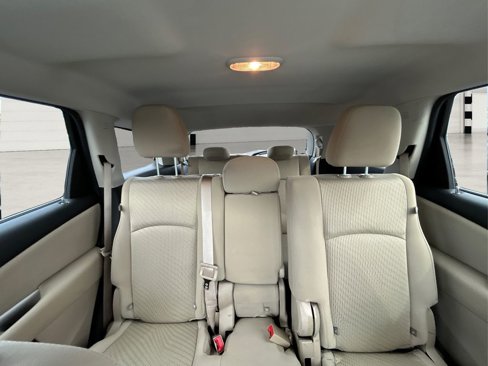 Used 2018 Dodge Journey SE image 13
