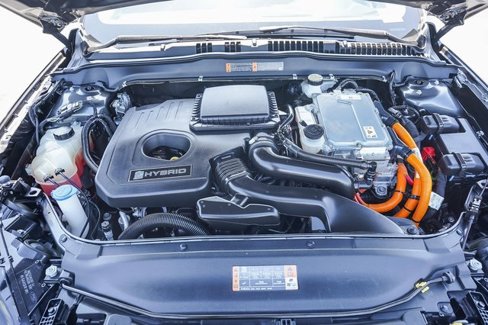 Used 2020 Ford Fusion SE image 27