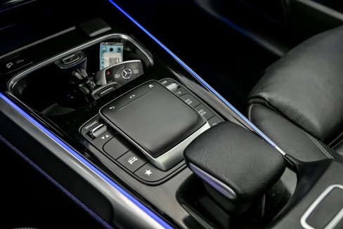 Used 2021 Mercedes-Benz GLB 250 4MATIC image 22