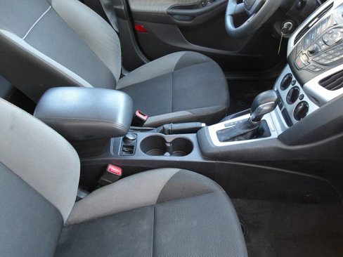 Used 2014 Ford Focus SE image 17