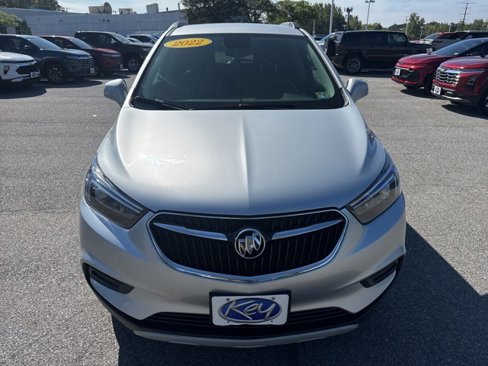 Used 2022 Buick Encore Preferred w/ Safety Package image 2