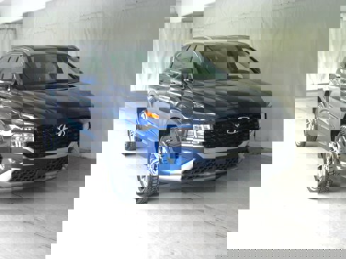 Used 2023 Hyundai Santa Fe SEL image 1