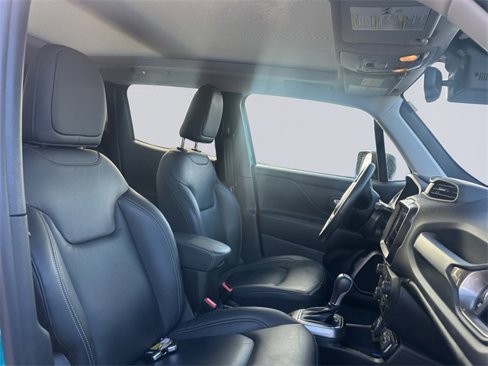 Used 2022 Jeep Renegade Limited w/ Sun, Sound & Wheels Group image 10