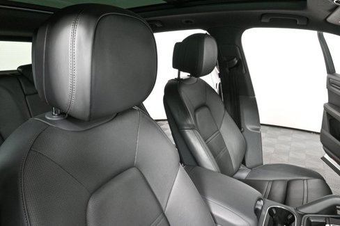 Certified 2019 Porsche Cayenne image 25
