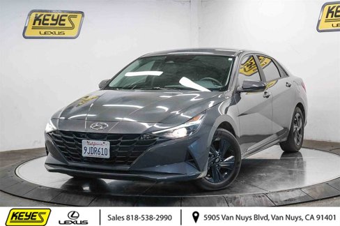 Used 2023 Hyundai Elantra Blue image 1