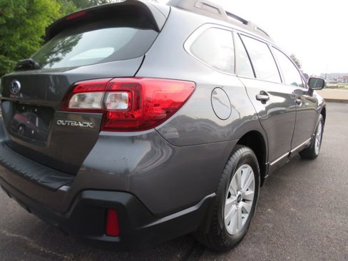Used 2019 Subaru Outback 2.5i image 13