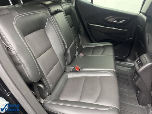 Used 2023 GMC Terrain SLT w/ Elevation Edition image 22