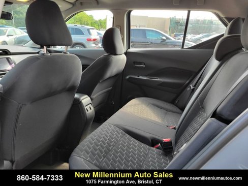 Used 2022 Nissan Kicks SV image 15