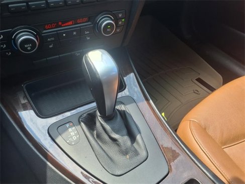 Used 2011 BMW 328i xDrive Sedan image 18