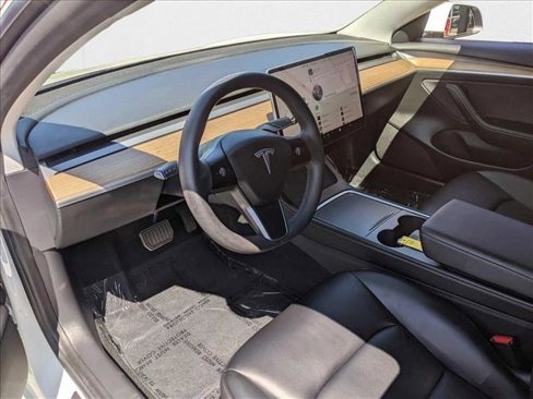 Used 2021 Tesla Model 3 Long Range image 10