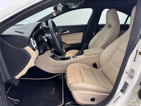 Used 2017 Mercedes-Benz CLA 250 image 17