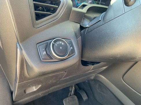 Used 2015 Ford C-MAX SE image 16