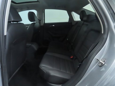 Certified 2024 Volkswagen Jetta SE image 22
